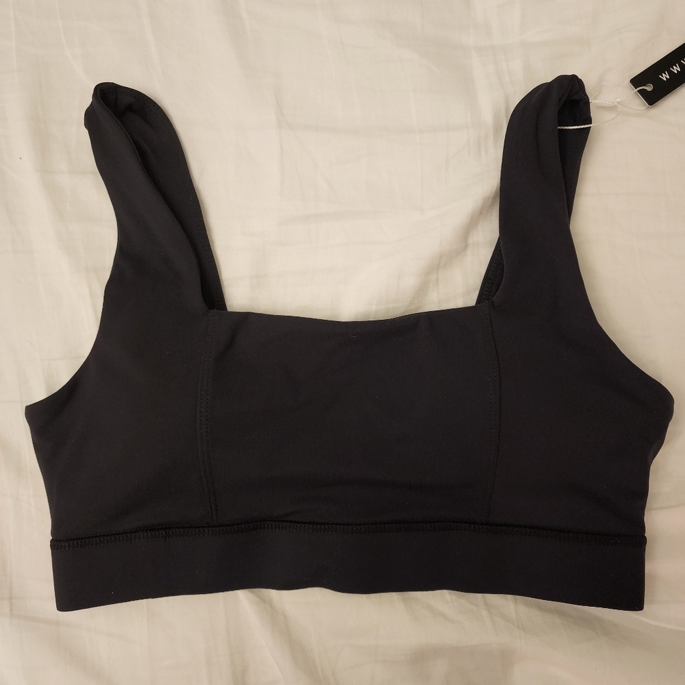BLACK SPORTS BRA